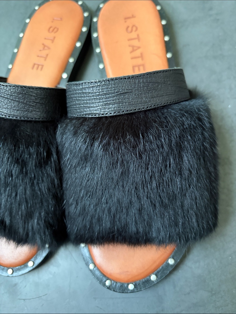 New 1. State Rabbit Fur Slides - Picture 3 of 5